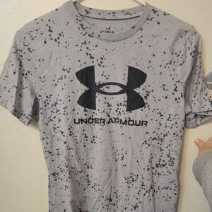 Boys Under Armour t shirt
